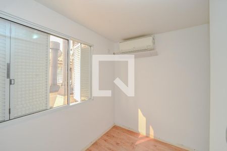 Quarto 2 de casa de condomínio à venda com 2 quartos, 85m² em Sarandi, Porto Alegre