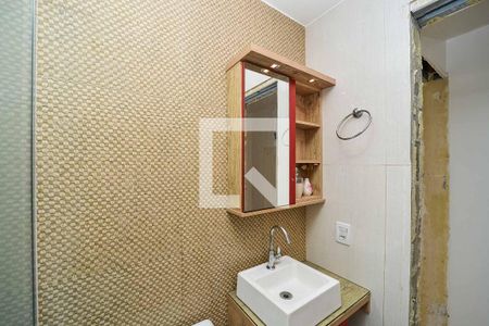 Casa de condomínio à venda com 85m², 2 quartos e 1 vaga Casa de condomínio à venda com 85m², 2 quartos e 1 vagaBanheiro