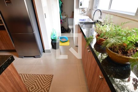 Apartamento à venda com 118m², 3 quartos e 1 vagaÁrea de Serviço