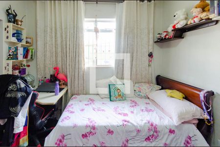 Casa à venda com 290m², 4 quartos e 4 vagasSuíte 2