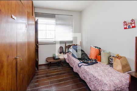 Casa à venda com 290m², 4 quartos e 4 vagasQuarto 2