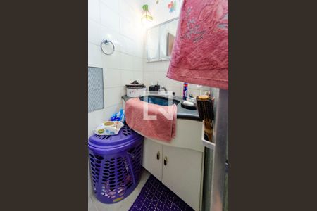 Casa à venda com 290m², 4 quartos e 4 vagasBanheiro suíte 2