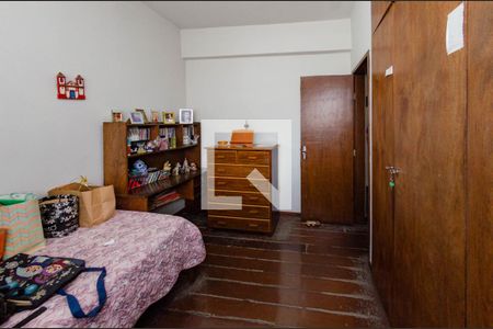 Casa à venda com 290m², 4 quartos e 4 vagasQuarto 2