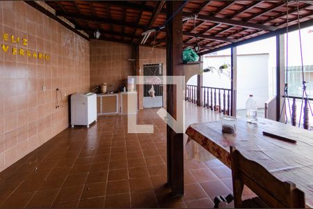 Casa à venda com 290m², 4 quartos e 4 vagasChurrasqueira