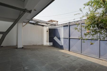 Casa à venda com 98m², 2 quartos e 2 vagas Casa à venda com 98m², 2 quartos e 2 vagasQuintal/Garagem