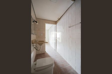 Casa à venda com 98m², 2 quartos e 2 vagas Casa à venda com 98m², 2 quartos e 2 vagasBanheiro da Suíte