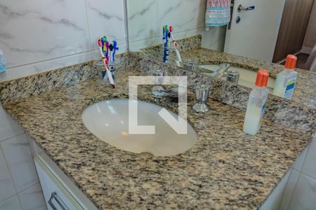 Apartamento à venda com 75m², 3 quartos e 2 vagasBanheiro do Quarto 3