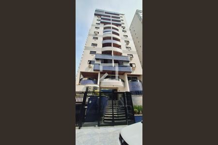 Apartamento para alugar com 90m², 2 quartos e 1 vaga Apartamento para alugar com 90m², 2 quartos e 1 vagaFachada