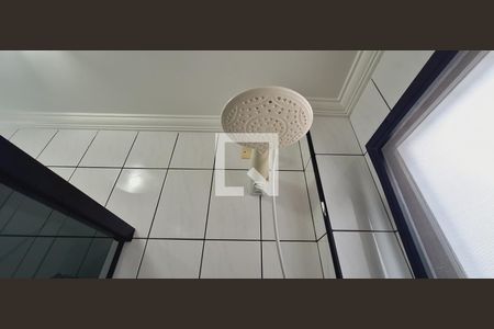 Apartamento para alugar com 90m², 2 quartos e 1 vaga Apartamento para alugar com 90m², 2 quartos e 1 vagaBanheiro social