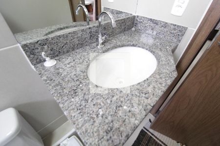 Apartamento para alugar com 60m², 2 quartos e 1 vagaBanheiro Social