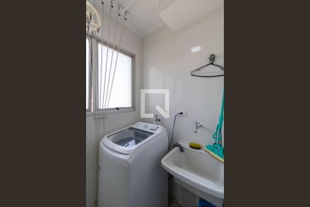 Apartamento à venda com 62m², 2 quartos e 1 vagaCozinha e Área de Serviço