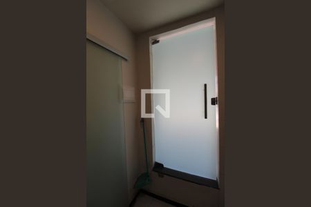 Casa de condomínio à venda com 1m², 3 quartos e 1 vagaArea de Serviço