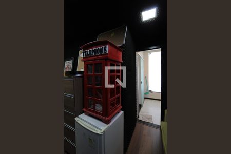 Casa de condomínio à venda com 1m², 3 quartos e 1 vagaEscritório