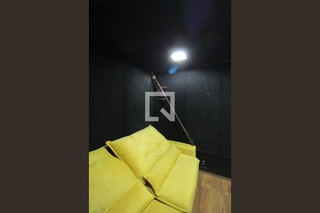 Casa de condomínio à venda com 1m², 3 quartos e 1 vagaEscritório