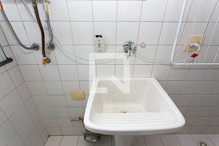 Apartamento à venda com 58m², 2 quartos e 1 vaga Apartamento à venda com 58m², 2 quartos e 1 vagaÁrea de Serviço