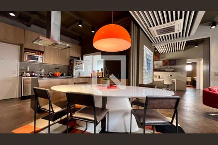 Apartamento para alugar com 235m², 2 quartos e 3 vagas Apartamento para alugar com 235m², 2 quartos e 3 vagasSala de Jantar