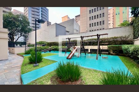 Apartamento para alugar com 235m², 2 quartos e 3 vagas Apartamento para alugar com 235m², 2 quartos e 3 vagasPlayground