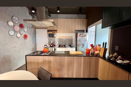 Apartamento para alugar com 235m², 2 quartos e 3 vagas Apartamento para alugar com 235m², 2 quartos e 3 vagasCozinha