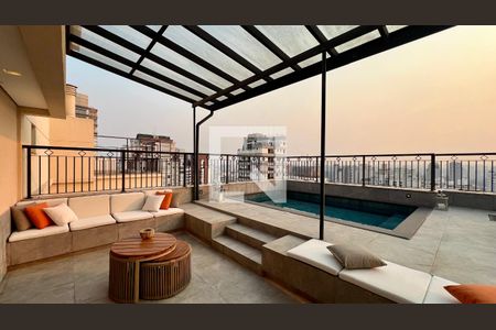 Apartamento para alugar com 235m², 2 quartos e 3 vagas Apartamento para alugar com 235m², 2 quartos e 3 vagasCobertura