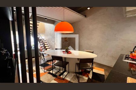 Apartamento para alugar com 235m², 2 quartos e 3 vagas Apartamento para alugar com 235m², 2 quartos e 3 vagasSala de Jantar