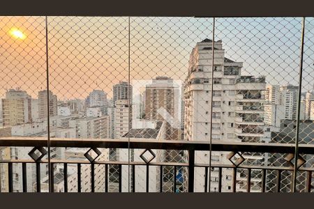 Apartamento para alugar com 235m², 2 quartos e 3 vagas Apartamento para alugar com 235m², 2 quartos e 3 vagasVista da Varanda