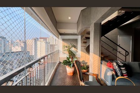 Varanda de apartamento para alugar com 2 quartos, 235m² em Paraíso, São Paulo