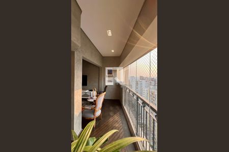 Varanda de apartamento para alugar com 2 quartos, 235m² em Paraíso, São Paulo