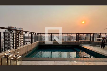 Apartamento para alugar com 235m², 2 quartos e 3 vagas Apartamento para alugar com 235m², 2 quartos e 3 vagasPiscina da cobertura