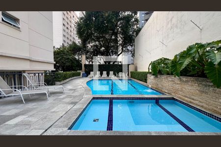 Apartamento para alugar com 235m², 2 quartos e 3 vagas Apartamento para alugar com 235m², 2 quartos e 3 vagasPiscina