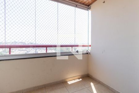 Sacada de apartamento à venda com 2 quartos, 70m² em Quitaúna, Osasco