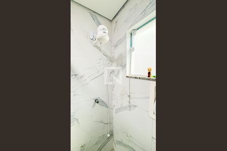 Casa à venda com 80m², 2 quartos e 4 vagas Casa à venda com 80m², 2 quartos e 4 vagasBanheiro