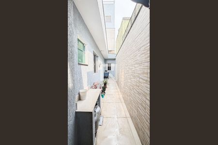 Casa à venda com 80m², 2 quartos e 4 vagas Casa à venda com 80m², 2 quartos e 4 vagasQuintal