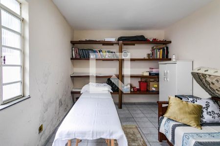 Casa para alugar com 100m², 2 quartos e 1 vagaEscritório