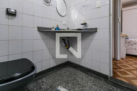 Casa para alugar com 100m², 2 quartos e 1 vagaBanheiro Corredor  