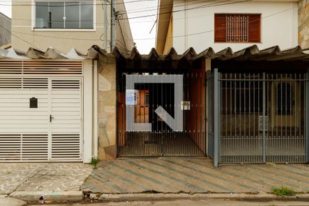 Casa para alugar com 50m², 1 quarto e 1 vaga Casa para alugar com 50m², 1 quarto e 1 vagaFachada
