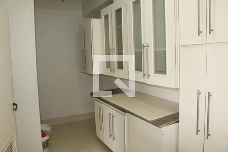 Casa de condomínio para alugar com 650m², 5 quartos e 4 vagasCozinha 2