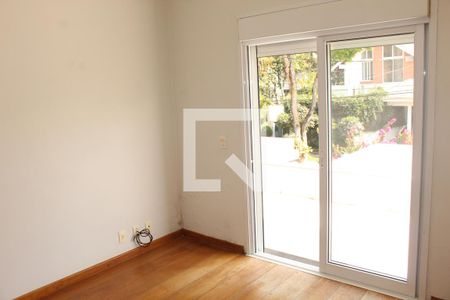 Casa de condomínio para alugar com 650m², 5 quartos e 4 vagasSuíte 2