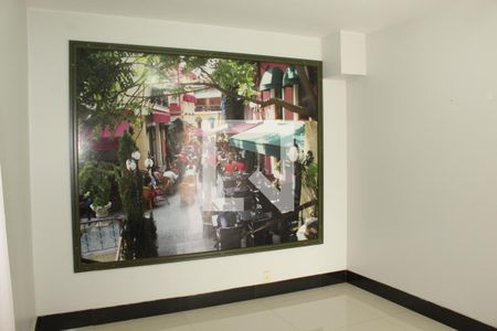 Casa de condomínio para alugar com 650m², 5 quartos e 4 vagasSala 3