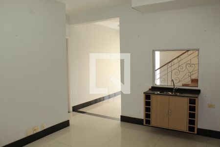 Casa de condomínio para alugar com 650m², 5 quartos e 4 vagasSala 3