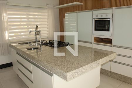 Casa de condomínio para alugar com 650m², 5 quartos e 4 vagasCozinha