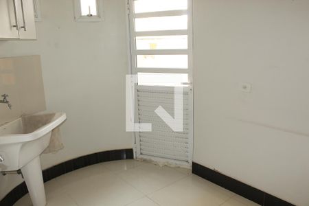 Casa de condomínio para alugar com 650m², 5 quartos e 4 vagasLavanderia