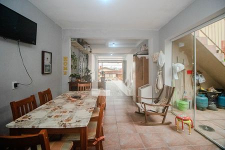 Casa à venda com 234m², 3 quartos e 2 vagas Casa à venda com 234m², 3 quartos e 2 vagasGaragem