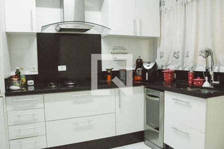 Casa à venda com 197m², 5 quartos e 4 vagasCozinha