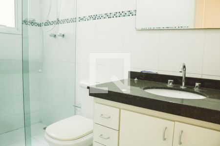 Casa à venda com 197m², 5 quartos e 4 vagasBanheiro da Suíte 3