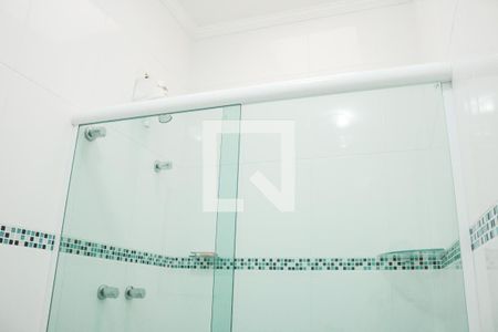 Casa à venda com 197m², 5 quartos e 4 vagasBanheiro da Suíte 2