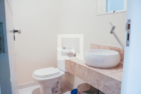 Casa à venda com 197m², 5 quartos e 4 vagasLavabo
