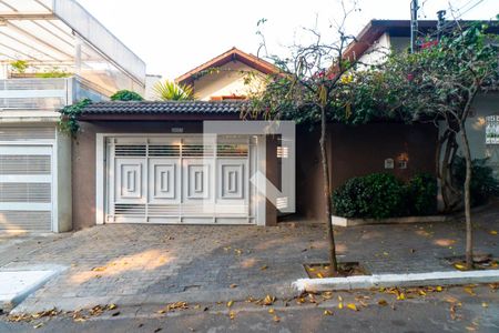 Casa à venda com 400m², 4 quartos e 4 vagasFachada