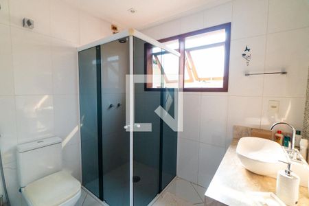 Casa à venda com 400m², 4 quartos e 4 vagasBanheiro da Suíte 2