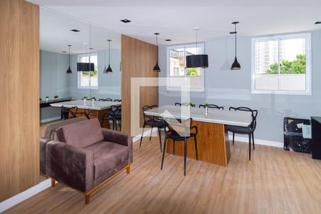 Apartamento para alugar com 29m², 2 quartos e sem vaga Apartamento para alugar com 29m², 2 quartos e sem vagaÁrea comum - Salão de festas