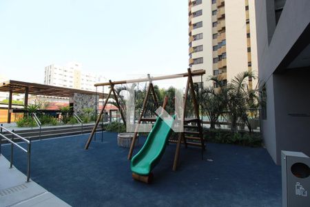 Apartamento à venda com 74m², 2 quartos e 2 vagasÁrea Comum - Playground